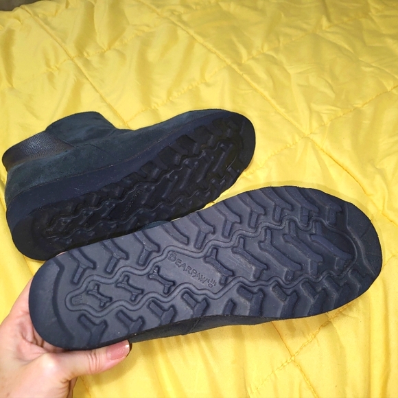BEARPAW Megan Suede Water- and Stain-Repellent Boot - Picture 6 of 7